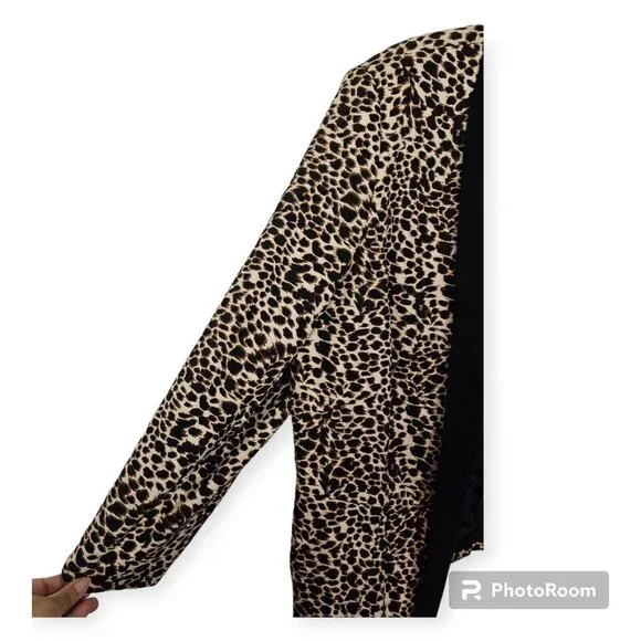 Tahari Arthur S Levine Plus Size Animal Print Open Tuxedo Lined Blazer Size 22 - Picture 5 of 6